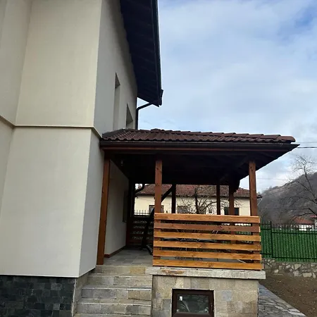 зорница Villa *